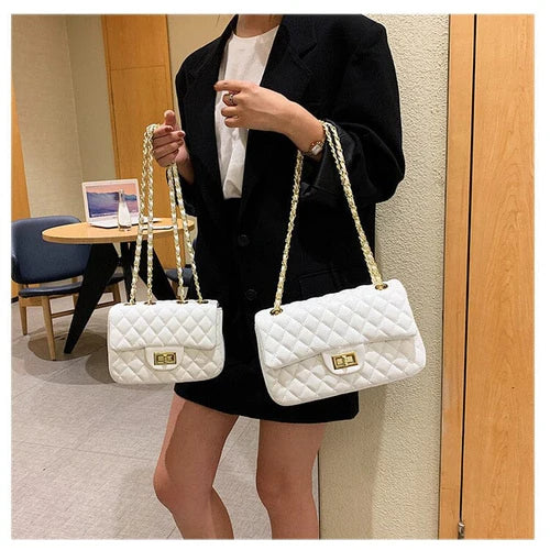 Bolsa Vintage Feminina com Alça de Corrente Compacta e Estilosa